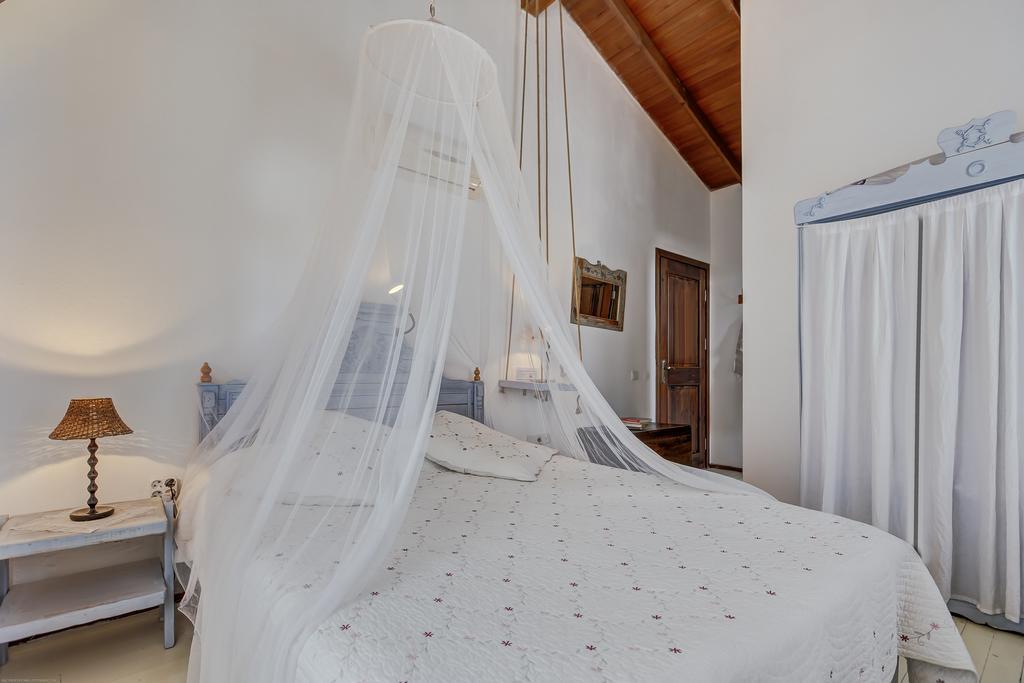 Retro Butik Otel (Adults Only) Кешме Экстерьер фото